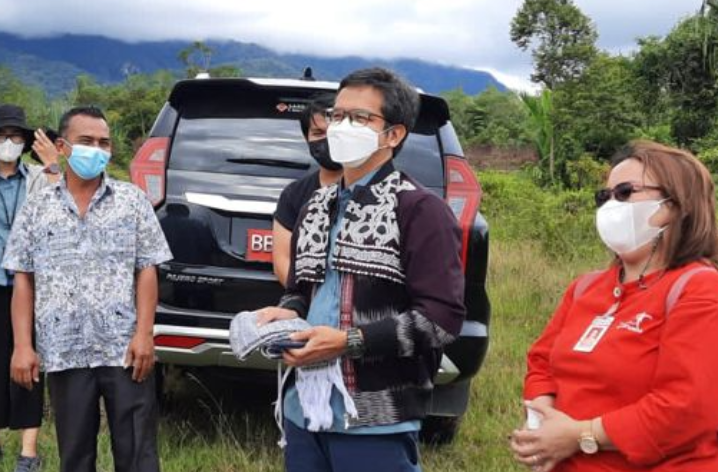 Kunjungan Wakil Bupati Dan Direktur BPODT Ke Seribu Goa Kecamatan Pakkat