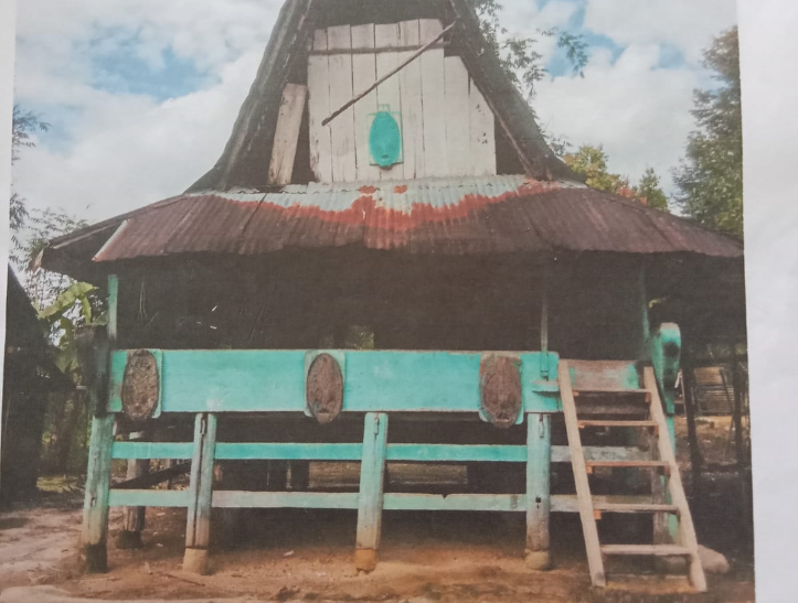 BALE PARRAPOTAN DI HUTA TONGA